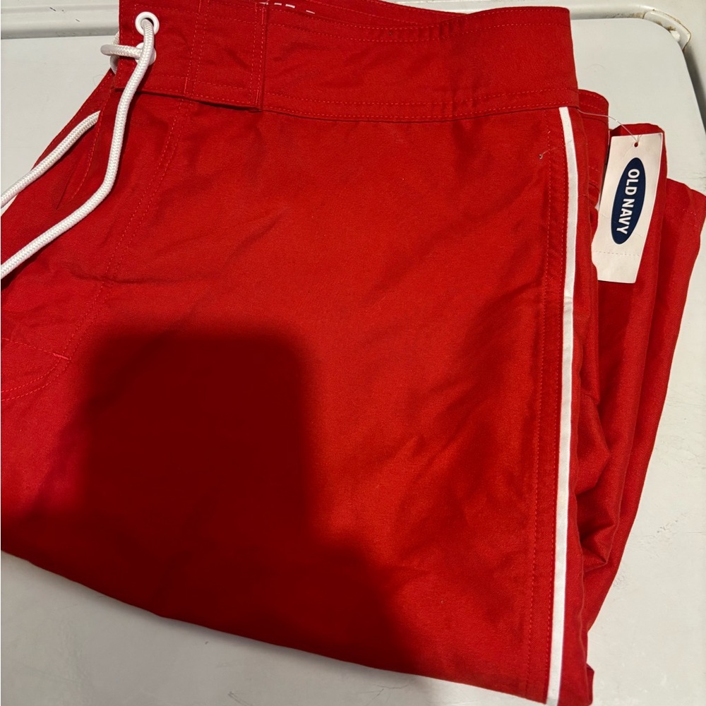 Old Navy men’s swim trunks